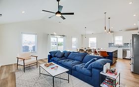Spacious Wildwood Condo Walk To Beach!